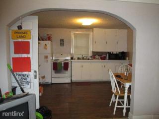 911 Claflin Rd, Manhattan KS  66502-4610 exterior