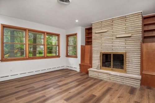 744 Williams Dr, Crown Point IN  46307-4822 exterior