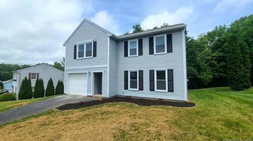 308 White Birch Dr, Waterbury, CT 06708-1888