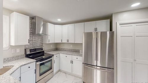20 Ashworth St, Manchester CT  06040-5515 exterior