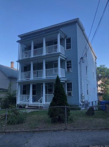 87 Green St, Waterbury, CT 06708-3567