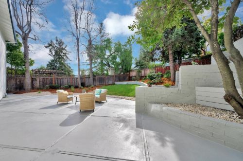 972 Glennan Dr, Redwood City CA  94061-1126 exterior