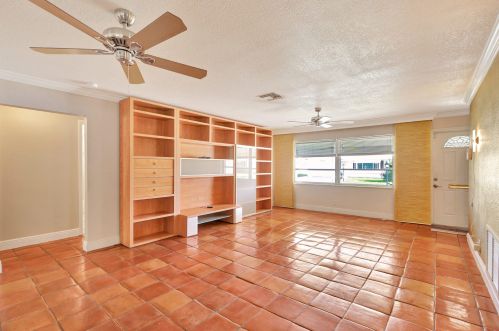 1105 16 St, Boynton Beach FL  33426-5815 exterior