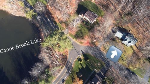 32 Dale Rd, Bridgeport, CT 06611-2136