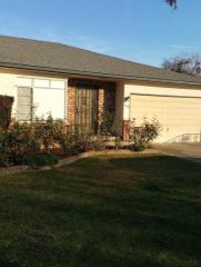 4324 4th St, Fresno, CA 93726-3412