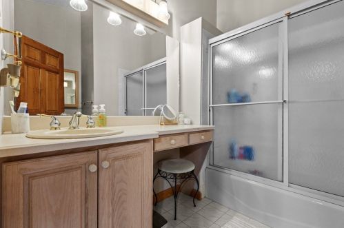 10064 Mansion Dr, Gibsonia PA  15044-7478 exterior