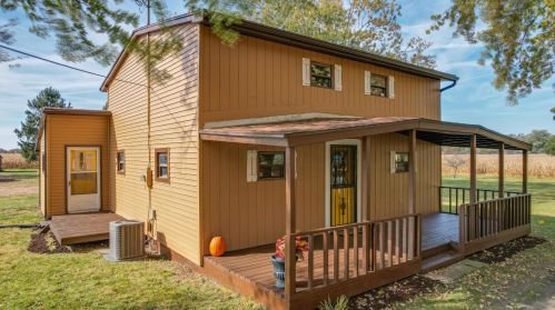 6055 Prairie Rd, Springfield, OH 45502-9231