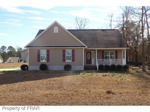 322 Carolina Oaks Cir, Linden, NC 28356-8892