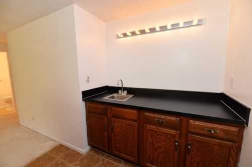 1566 Grn Edge Dr, Florence KY  41042-7099 exterior