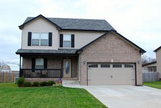 1984 General Neyland Dr, Clarksville, TN 37042-9573