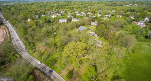 1704 Dreshertown Rd, Dresher PA  19025-1303 exterior