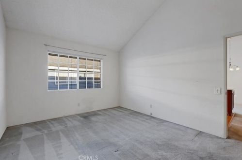 11690 Lakewood Blvd, Downey CA  90241-5272 exterior