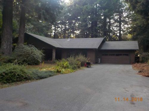 1111 Cessna Dr, Crescent City, CA 95531-6808