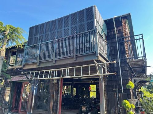 13 Manwaring St, United States Coast Guard Ac CT  06320-5619 exterior