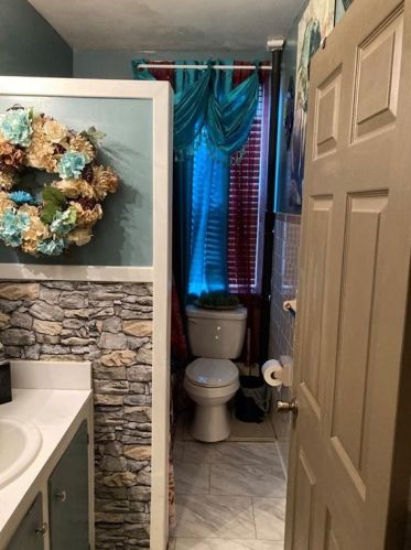 24 Lawrence St, Cumberland RI  02864-5311 exterior