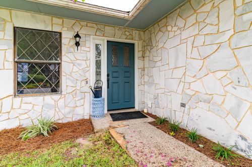 935 Holbrook Cir, Fort Walton Beach, FL 32547-6733