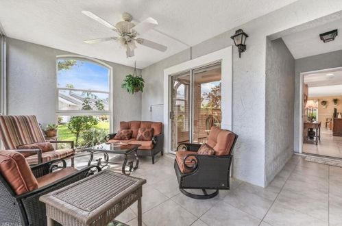 445 Country Hollow Ct, Naples, FL 34104-6015