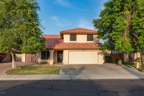 735 Granite St, Gilbert, AZ 85234-8808