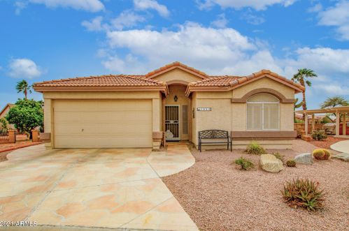 1823 Peach Tree Dr, Chandler, AZ 85249-8697