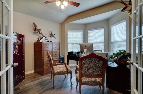 8713 Vista Royale Dr, Fort Worth TX  76108-7946 exterior