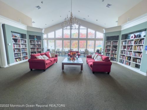 36 Winding River Rd, Lakewood NJ  08701-5733 exterior