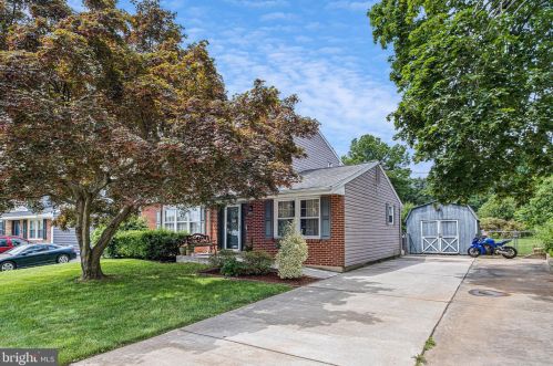2143 Lori Dr, Wilmington, DE 19808-4705