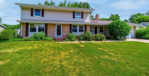 1010 Champagne Dr, Marion, OH 43302-6627