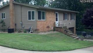 2910 Morrison St, Akron, OH 44312-1728