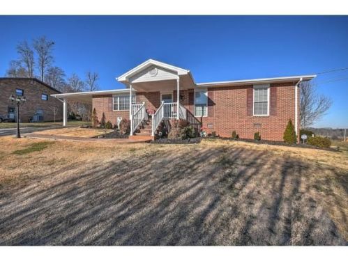 141 Browns Rd, Johnson City, TN 37615-3806