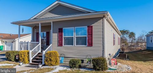 502 Falcon Dr, Carlisle, PA 17013-8777
