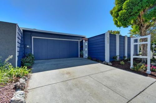 522 Crater Lake Ct, Sunnyvale, CA 94087-3259