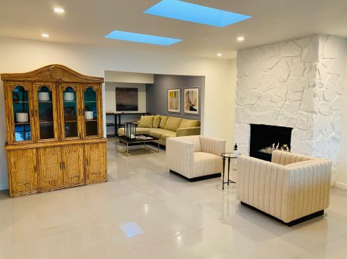 42 Majorca Dr, Rancho Mirage CA  92270-3823 exterior