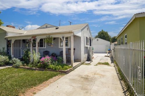 1402 Chester Ave, Compton, CA 90221-1508