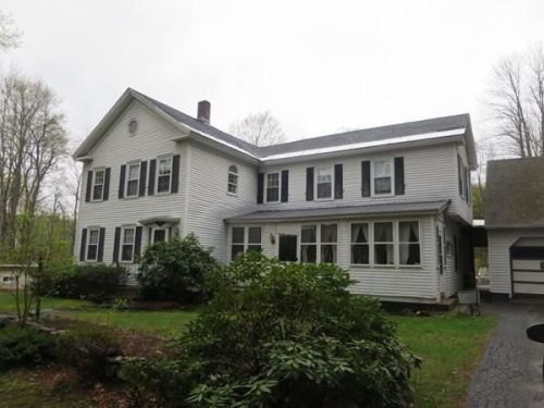 8 Prospect St, Montgomery, MA 01085-1522