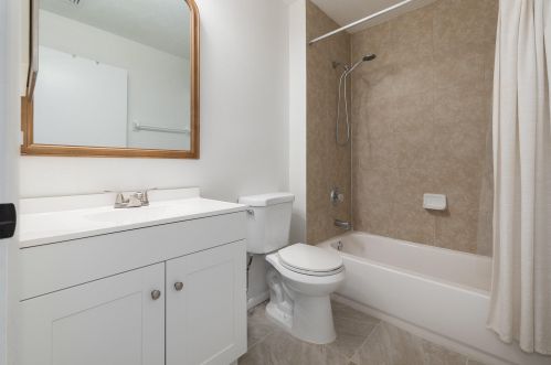 813 Cloyd Dairy Loop, Orlando FL  32825-7302 exterior