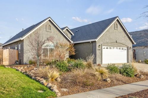 2520 Duffy Dr, Chico, CA 95973-7696
