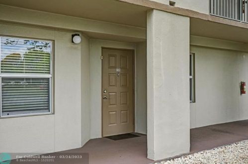 650 138th Ave, Hollywood FL  33027-1546 exterior