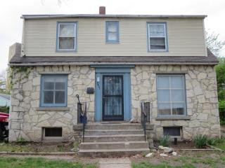 1433 Legore Ln, Manhattan KS  66502-6980 exterior
