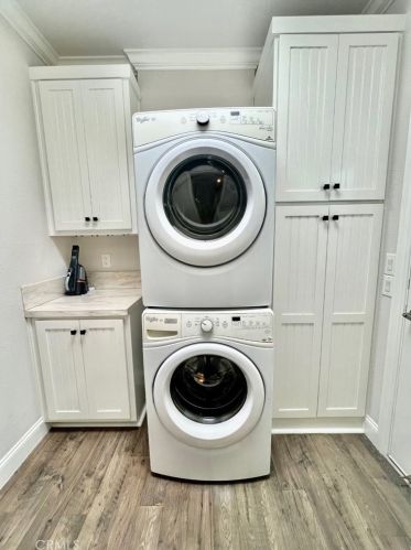 237 Plymouth Ave, Newport Beach CA  92660-6157 exterior