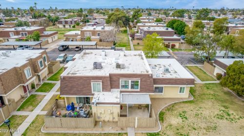 8427 34th Ave, Phoenix AZ  85051-5952 exterior