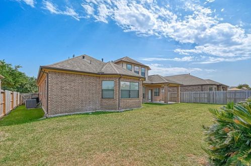 12919 Southern Rdg Dr, Pearland TX  77584-3699 exterior