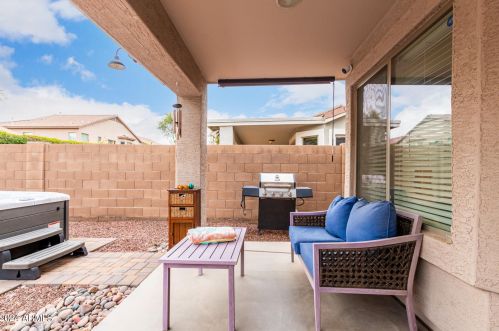 45183 Rhea Rd, Maricopa AZ  85139-9153 exterior