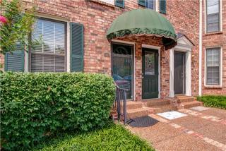101 Matthew Ln, Nashville, TN 37215-1543