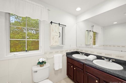 63 Turkey Roost Rd, Upper Stepney CT  06468-3127 exterior