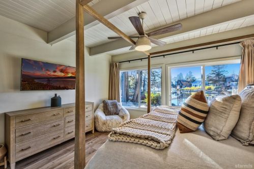 544 Tahoe Keys Blvd, South Lake Tahoe CA  96150-3313 exterior