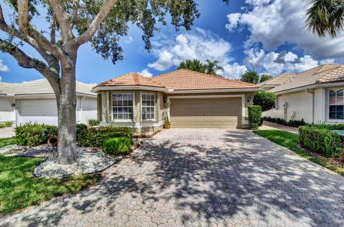 7464 Mercada Way, Delray Beach, FL 33446-3795