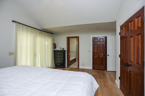 6850 Castlewood Dr, Carroll OH  43112-9786 exterior