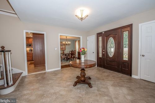 10 Running Brook Rd, Glen Mills PA  19342-1217 exterior