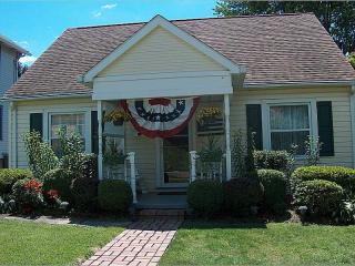 1046 Union Ave, Brackenridge, PA 15014-1215