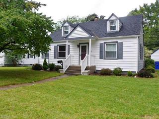 618 Burleigh Ave, Norfolk, VA 23505-3306